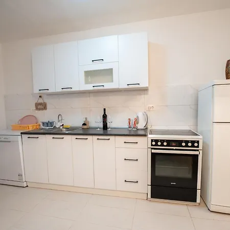 Guesthome Layla Apartment