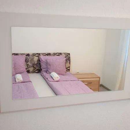 Guesthome Layla Apartment *